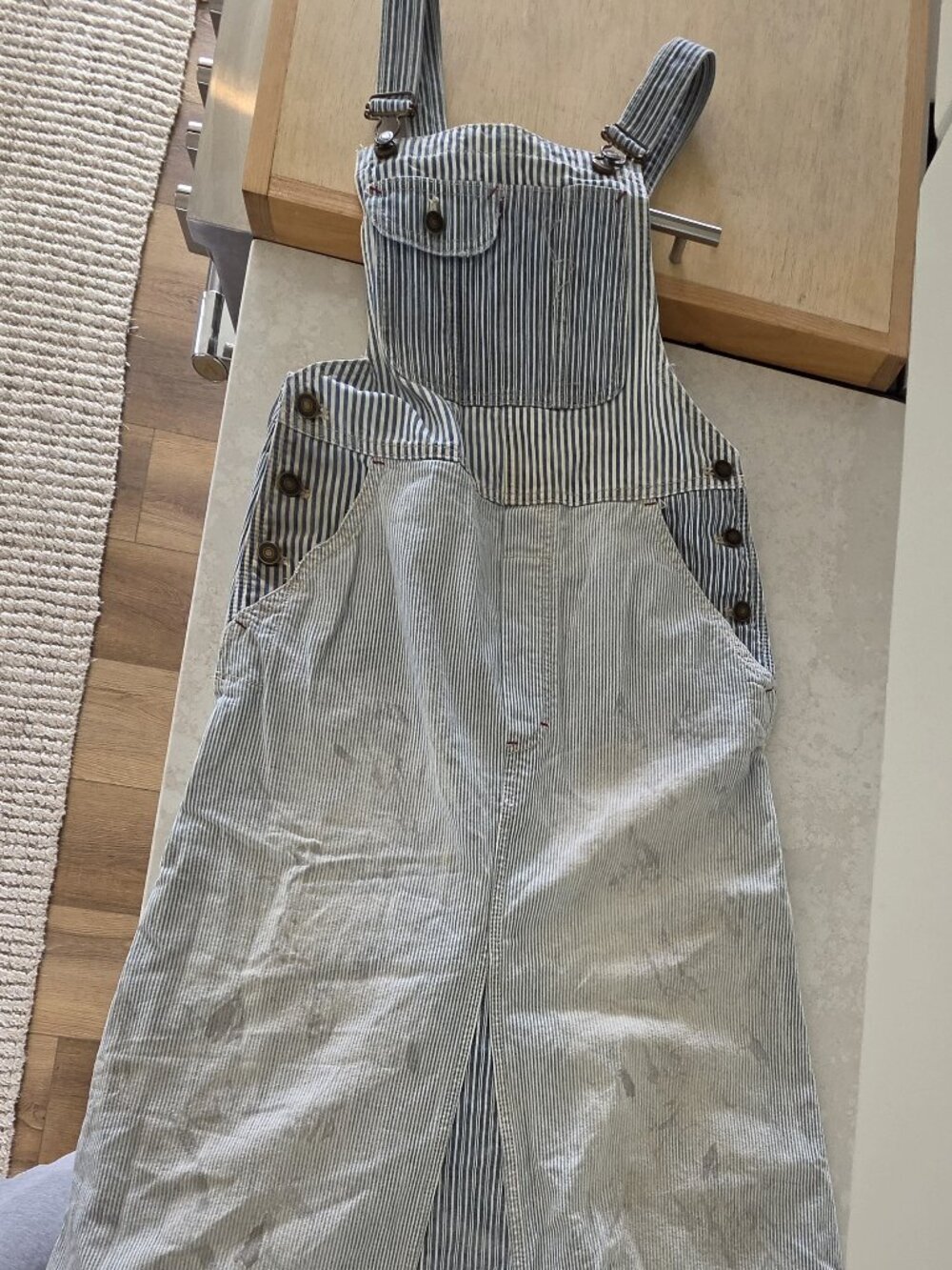 We the Free Heritage Distressed Skirtall Small - Picture 6 of 11